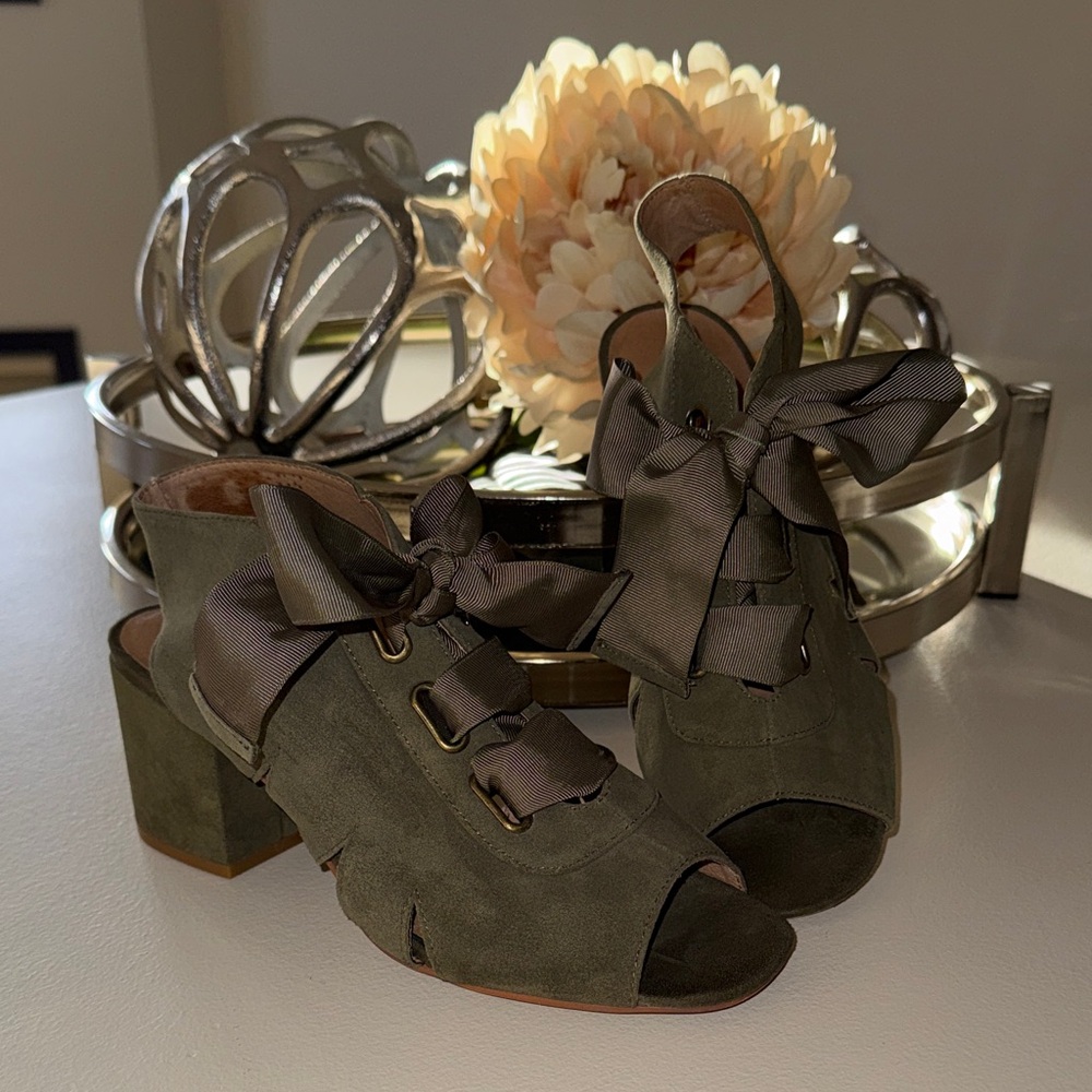 Emilie Karsten Olive Green Women's Heels